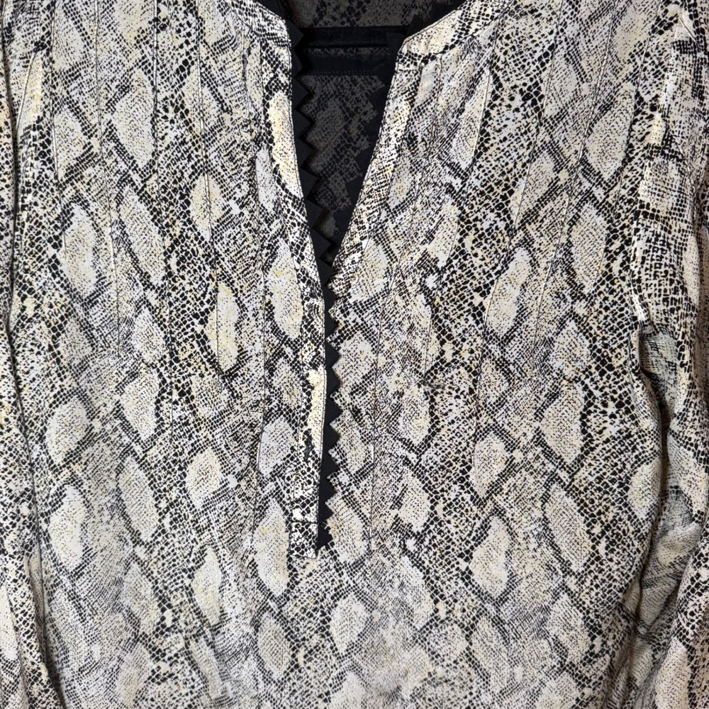 Rungolee Snakeskin Tunic Blouse Black Cream Size Small‎ - Picture 2 of 6